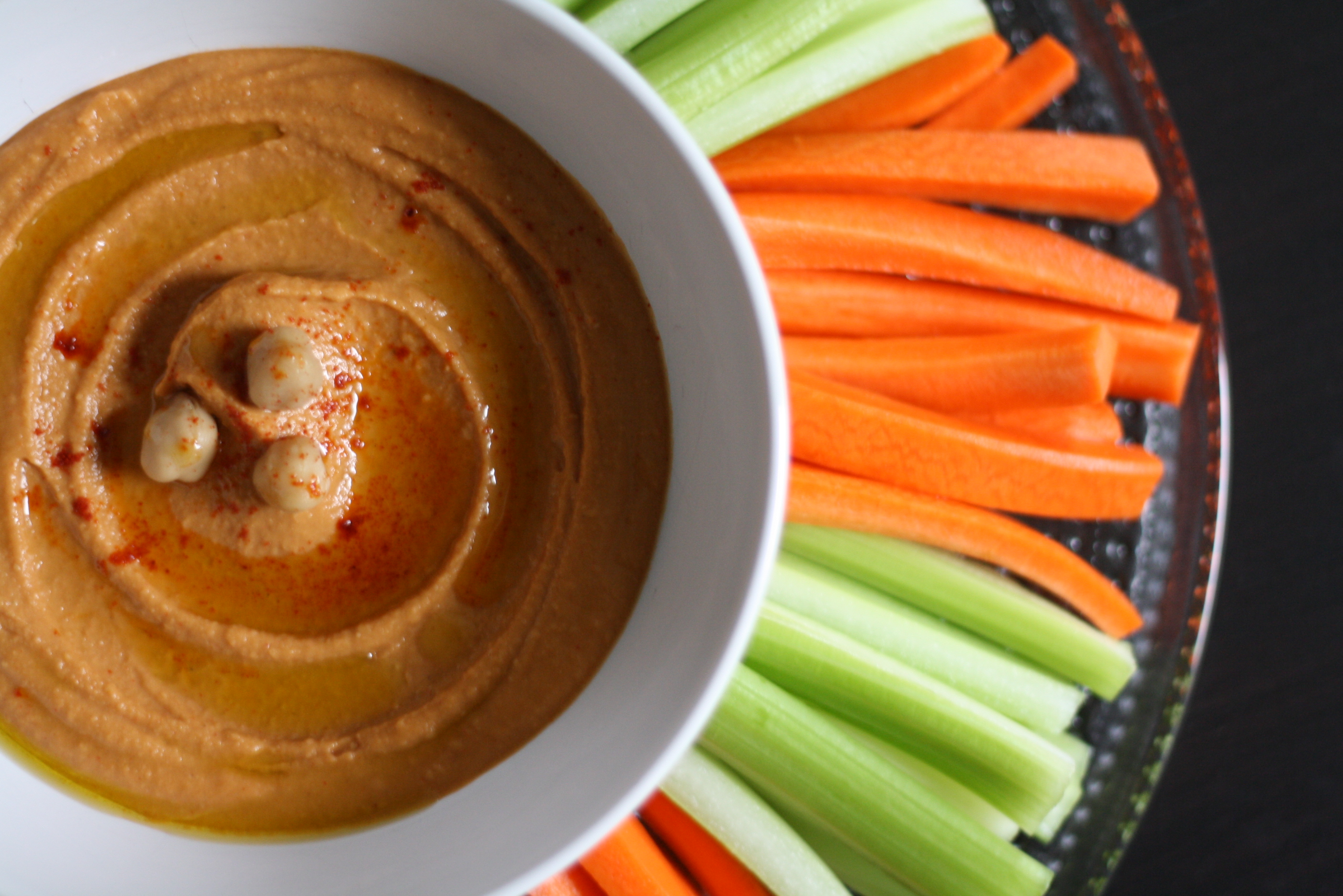 hummus a la Buffalo wing sauce with veggies 2 from butter me up, Brooklyn!